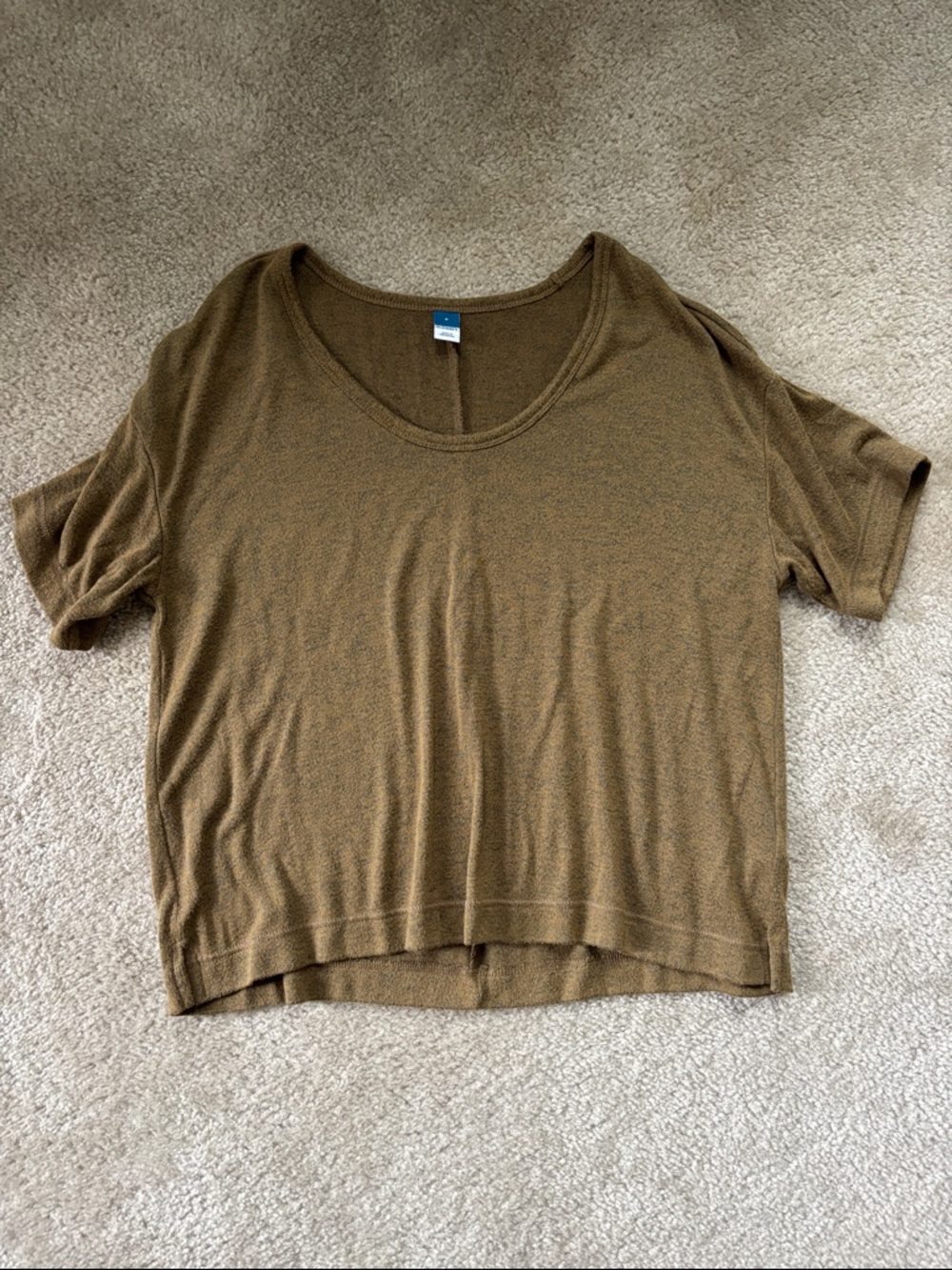 Old Navy Olive Scoop Neck Short Sleeve Tee